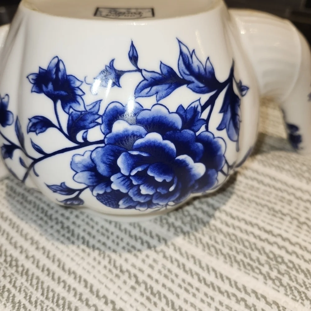 London pottery Blue and White Floral Teapot